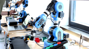 niryo robotic arm in classroom