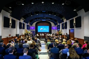 Conférence DefTech 2026 à Amsterdam – acteurs européens de la robotique souveraine et des technologies duales, dont Niryo représentant la robotique française.