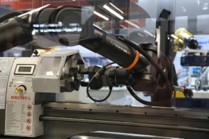 Cellules robotisées Alimentation de machine CNC